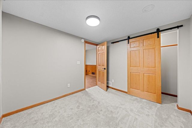 7647 Afton Court, Woodbury, MN 55125