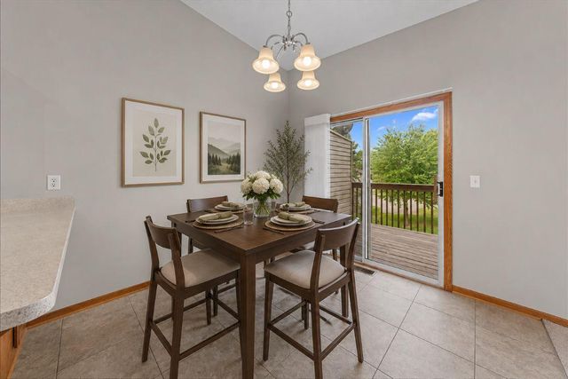 7647 Afton Court, Woodbury, MN 55125