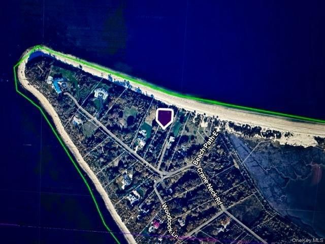 47 Crane Neck Road, Setauket, NY 11733