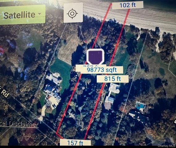 47 Crane Neck Road, Setauket, NY 11733