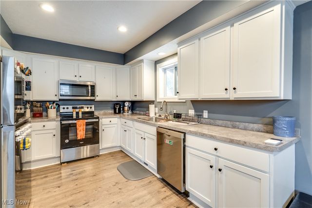 815 Sheridan Avenue, Akron, OH 44307