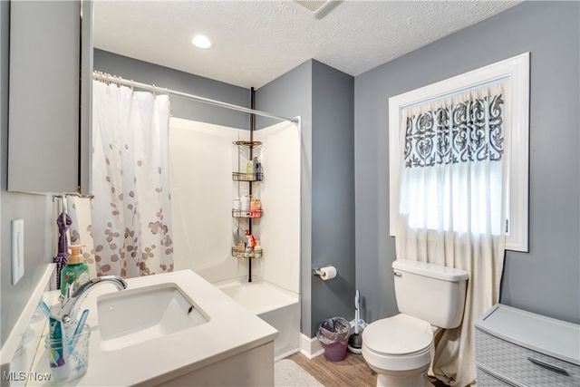 815 Sheridan Avenue, Akron, OH 44307