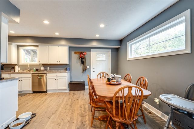 815 Sheridan Avenue, Akron, OH 44307