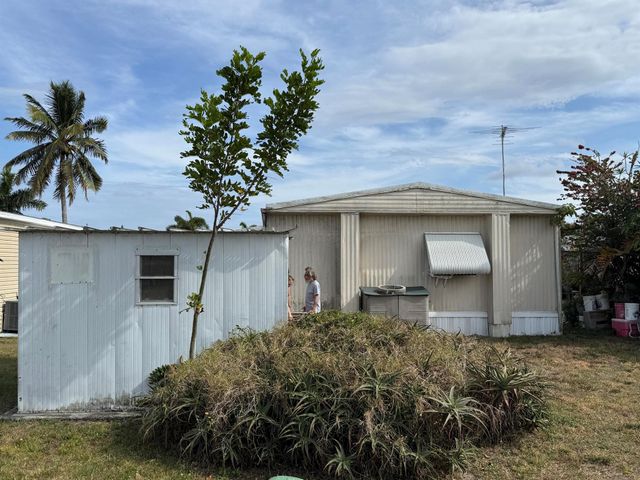 299 Spring Trail, Palm Beach Gardens, FL 33410