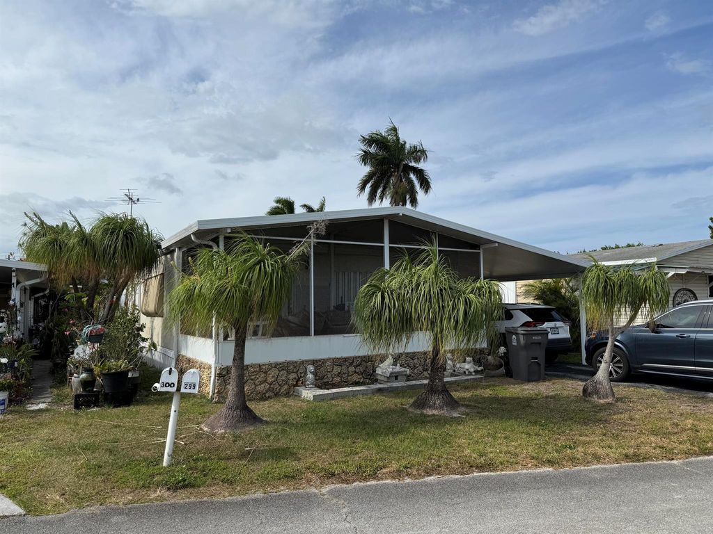 299 Spring Trail, Palm Beach Gardens, FL 33410