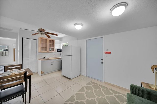 1147 SW 39th ST, Cape Coral, FL 33914