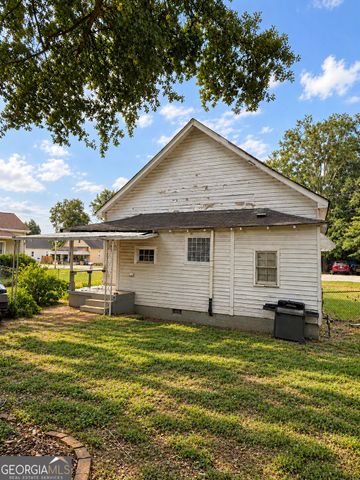 1627 Broad Street NE, Conyers, GA 30012