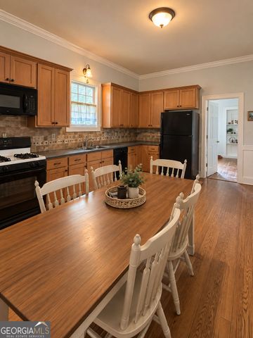 1627 Broad Street NE, Conyers, GA 30012