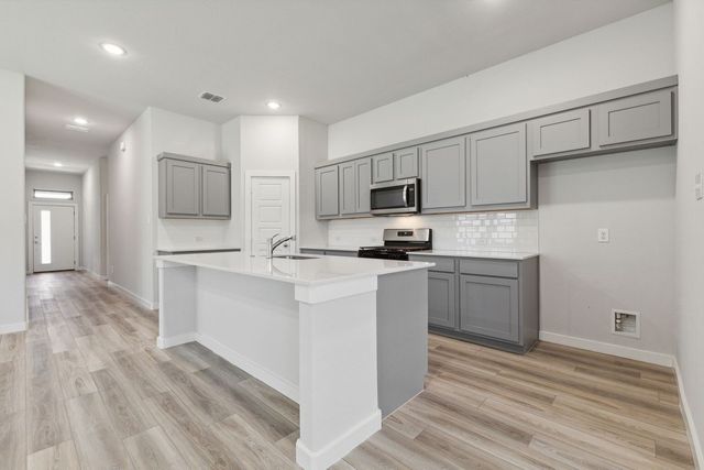 299 Bright Alcove Court, Lavon, TX 75166