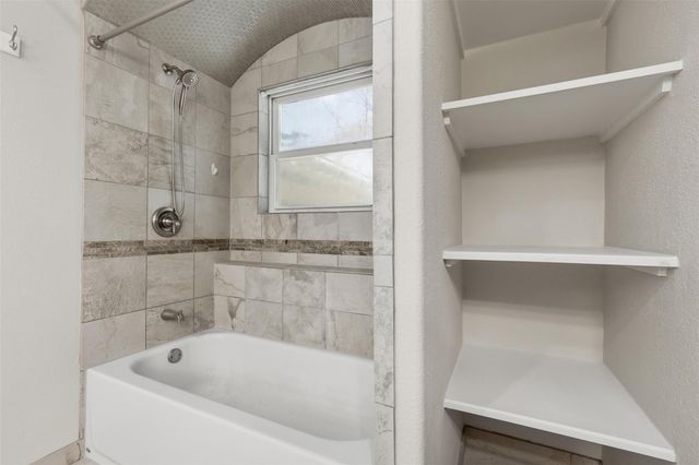 1703 Ovid Street, Houston, TX 77007