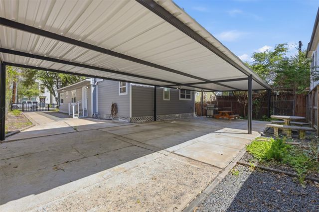 1703 Ovid Street, Houston, TX 77007