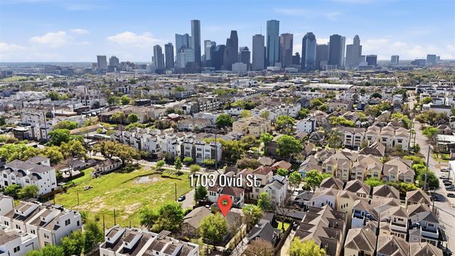 1703 Ovid Street, Houston, TX 77007