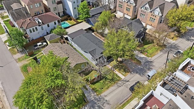 1703 Ovid Street, Houston, TX 77007