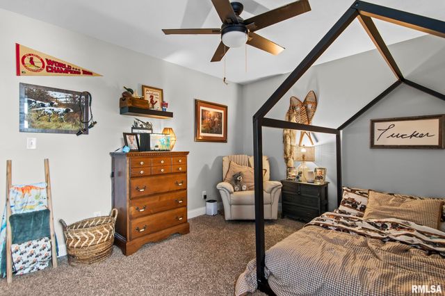 501 Northpointe Court, Chatham, IL 62629