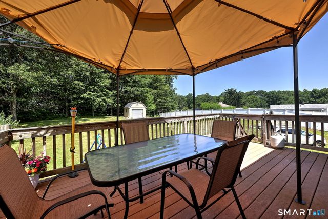 10 Hodio Drive, Ansonia, CT 06401