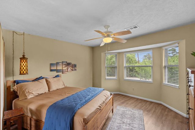 1113 S Country Club Drive, Shoreacres, TX 77571