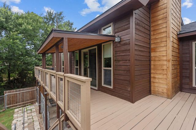 1113 S Country Club Drive, Shoreacres, TX 77571