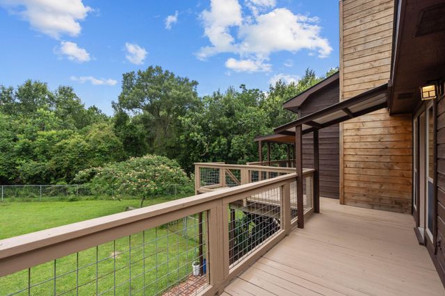 1113 S Country Club Drive, Shoreacres, TX 77571