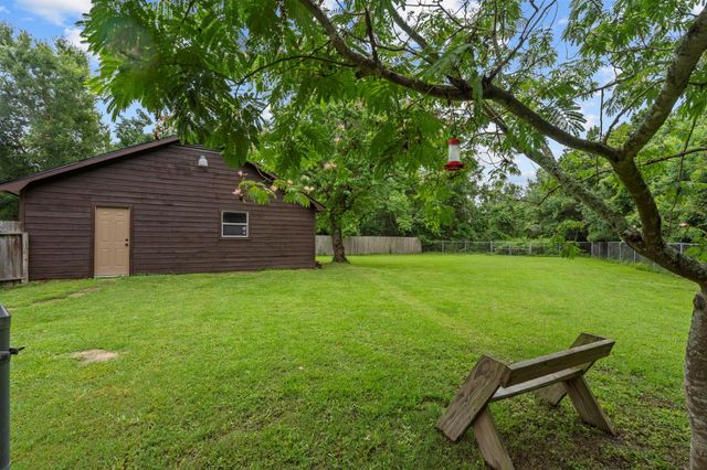 1113 S Country Club Drive, Shoreacres, TX 77571