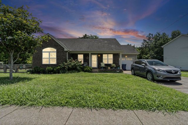 708 Rock Glen Trce, Smyrna, TN 37167