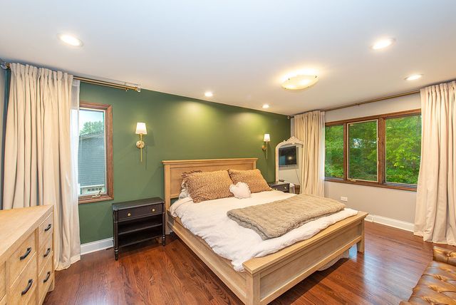 1355 Carol Lane, Deerfield, IL 60015