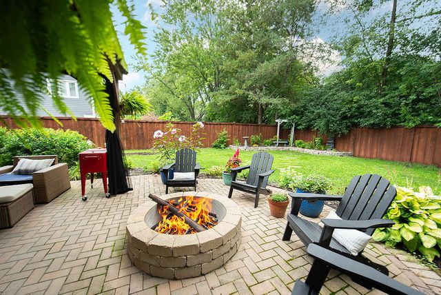 1355 Carol Lane, Deerfield, IL 60015