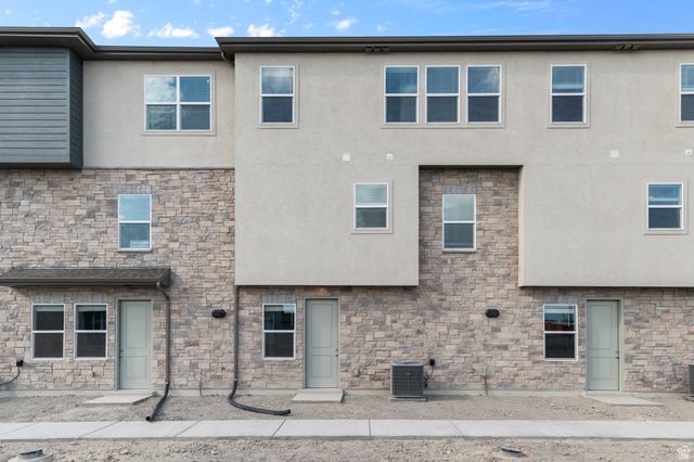 554 N BUFFALO GRASS LN, Lindon, UT 84042