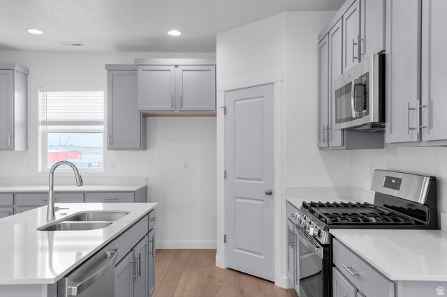 554 N BUFFALO GRASS LN, Lindon, UT 84042