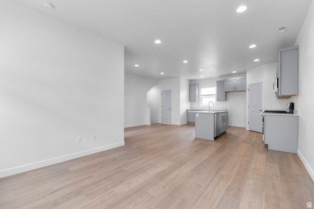 554 N BUFFALO GRASS LN, Lindon, UT 84042
