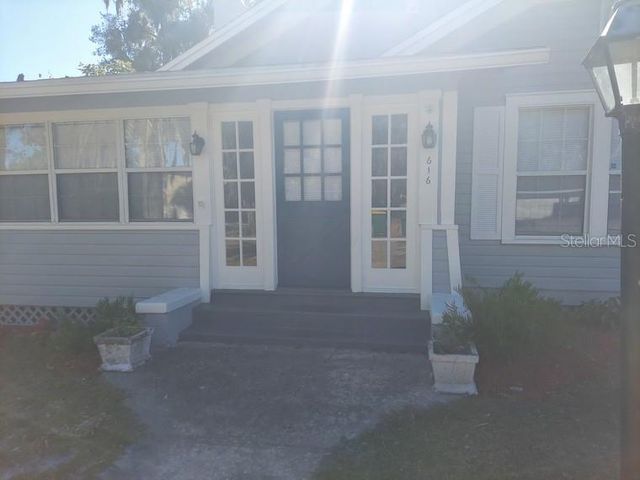 616 W HOWRY AVENUE, Deland, FL 32720