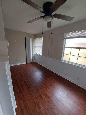 616 W HOWRY AVENUE, Deland, FL 32720