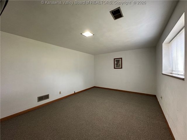 2195 Oakridge Drive, Charleston, WV 25311