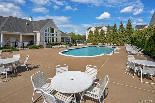 1927 Finch Lane, Central Islip, NY 11722