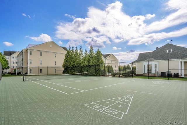 1927 Finch Lane, Central Islip, NY 11722
