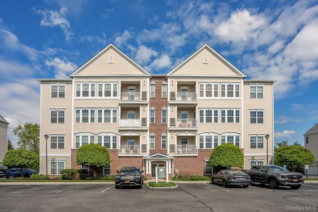 1927 Finch Lane, Central Islip, NY 11722