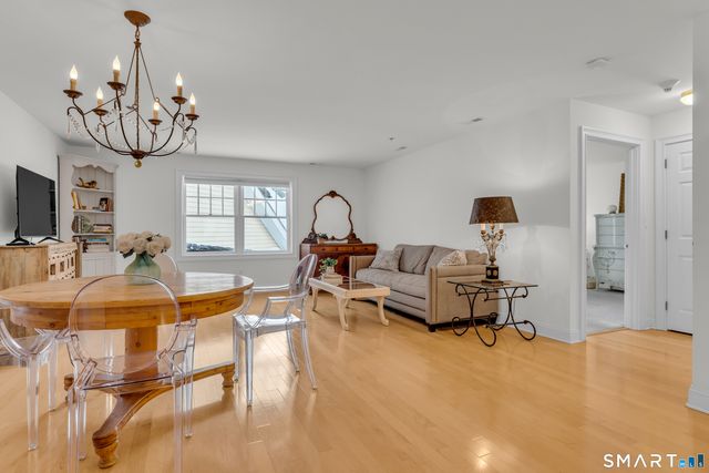 80 Southwick Court 201, Cheshire, CT 06410