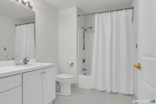 80 Southwick Court 201, Cheshire, CT 06410