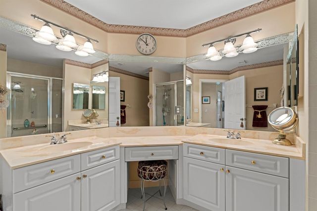 8550 Via Romana 1, Boca Raton, FL 33496