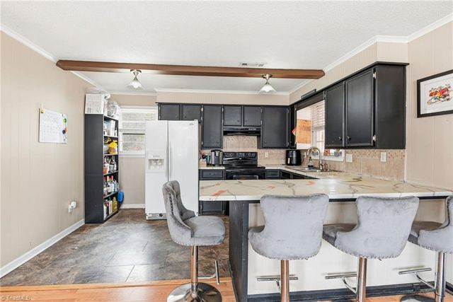 2609 Tree Hollow Extension, Thomasville, NC 27360