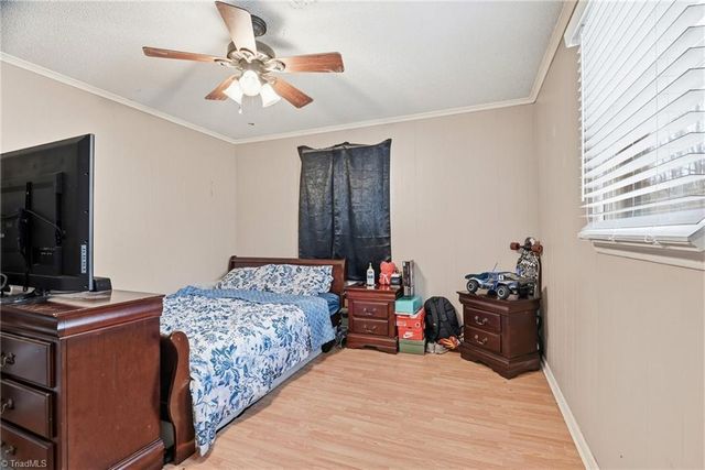 2609 Tree Hollow Extension, Thomasville, NC 27360