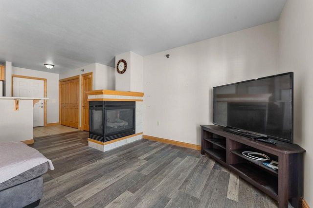 114 Pilgrim Drive #9, Wisconsin Dells, WI 53965