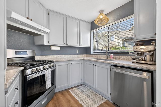 207 Othello Ct, Windsor, CA 95492