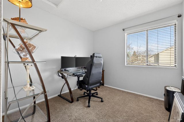 207 Othello Ct, Windsor, CA 95492