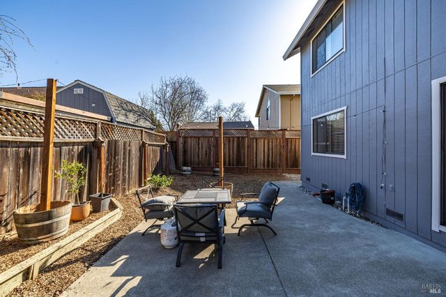 207 Othello Ct, Windsor, CA 95492