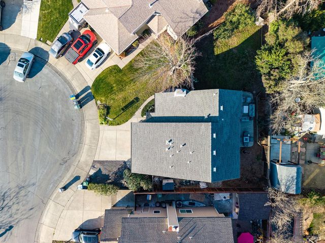 207 Othello Ct, Windsor, CA 95492