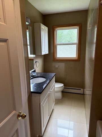 1 Stuart Street, Wilmington, MA 01887