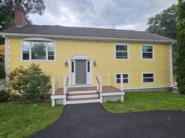 1 Stuart Street, Wilmington, MA 01887