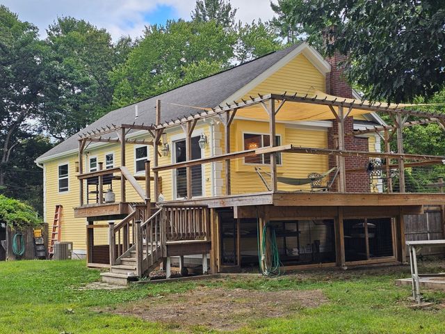 1 Stuart Street, Wilmington, MA 01887