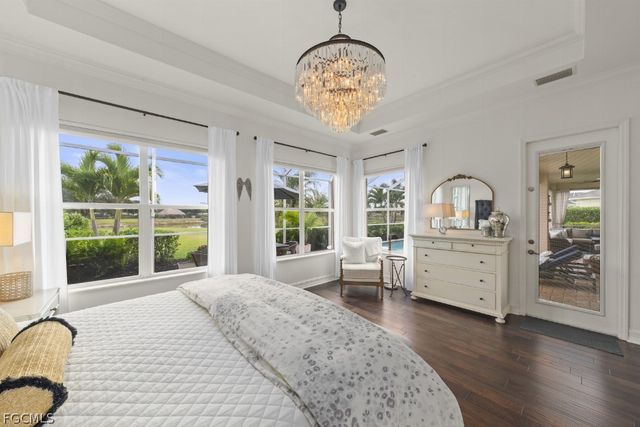 2648 Fairmont Isle CIR, Cape Coral, FL 33991