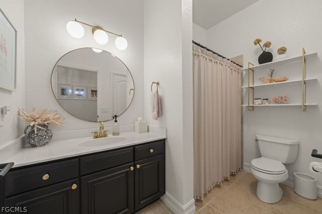 2648 Fairmont Isle CIR, Cape Coral, FL 33991